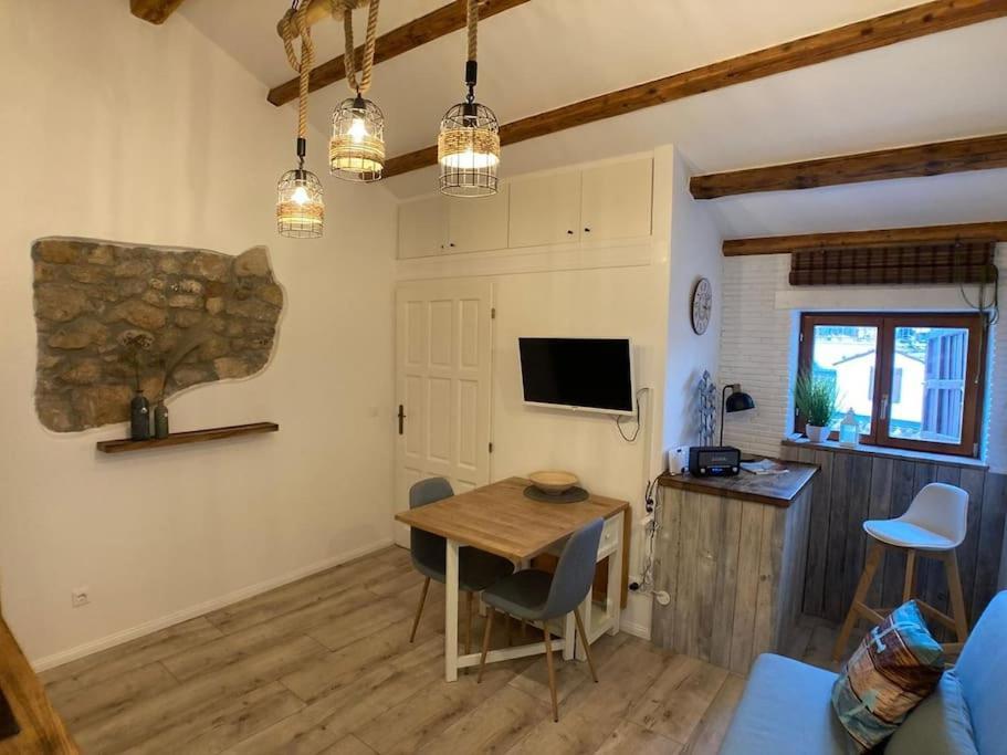 Piccolo Nido Apartment โรวีน ภายนอก รูปภาพ