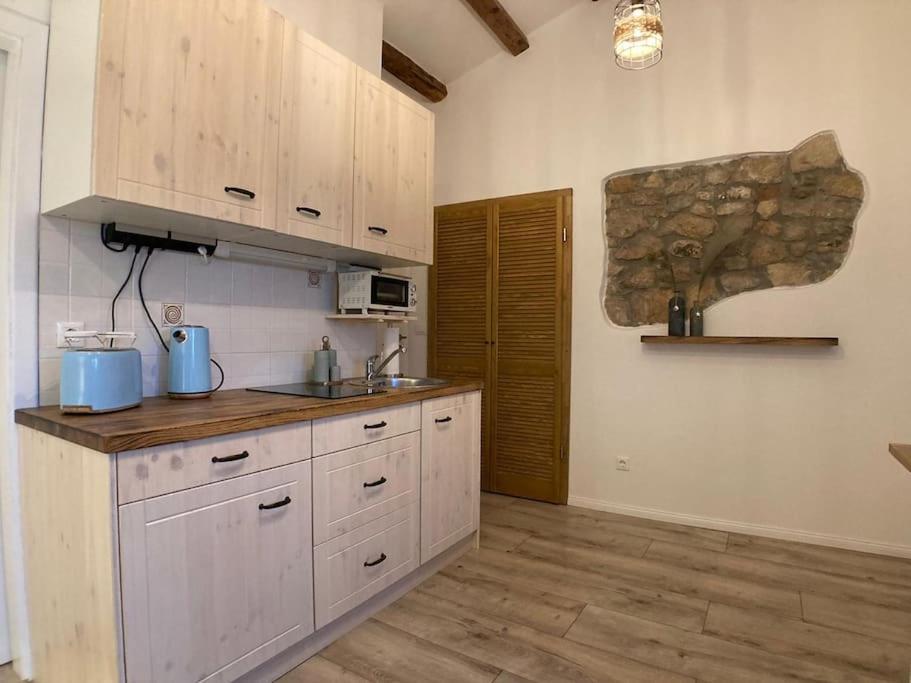 Piccolo Nido Apartment โรวีน ภายนอก รูปภาพ